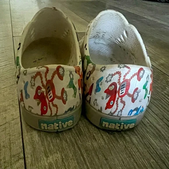 Native Jefferson Boys Kids Robot Slip On Sneakers Size 11 - Picture 2 of 3